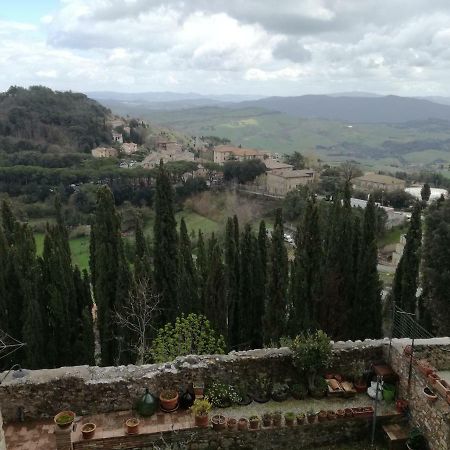 Toscanamente Volterra Exterior foto
